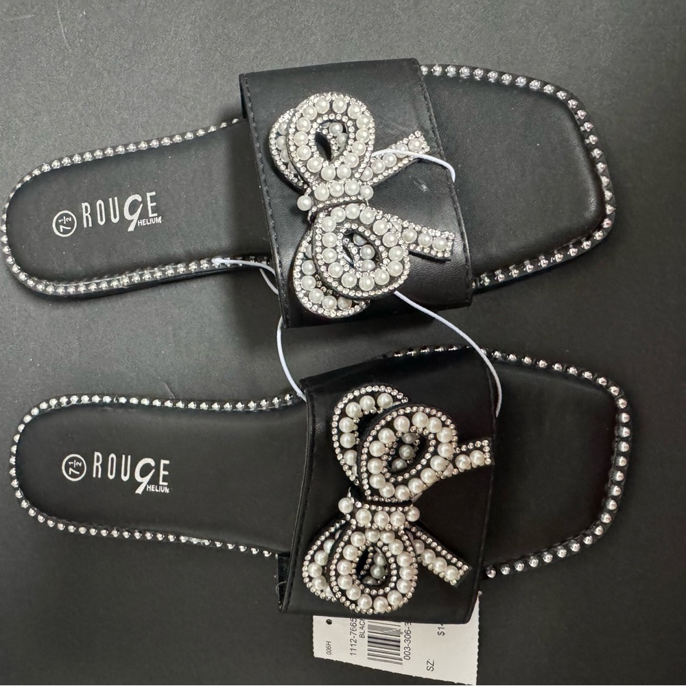 Rouge Black Sandals with Silver & White pearl Bow Accents